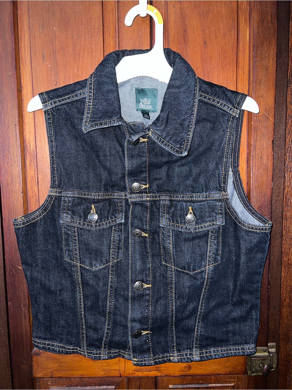 NWT Wild Fable Sleeveless Cropped Denim Trucker Vest Small Dark Blue - Picture 3 of 6